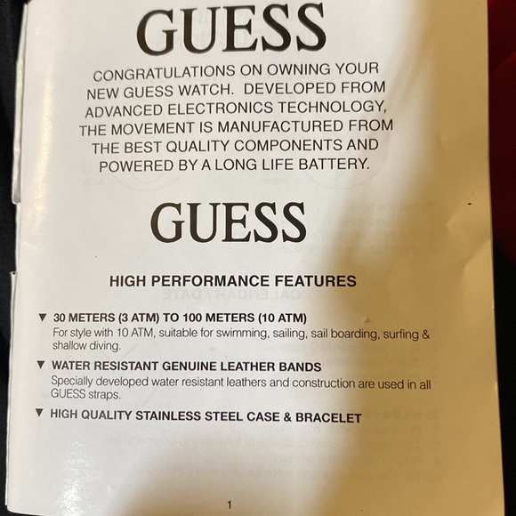 Ladies 36mm Viva Quartz Guess Watch - Picture 3 of 3